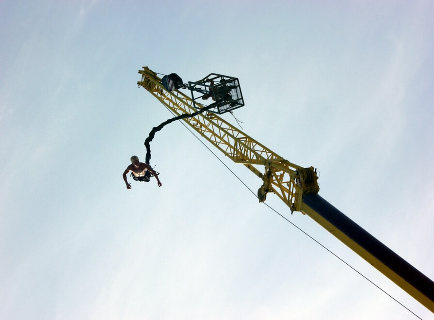 Bungee Extrém - seskoky z jeřábu z 50 m