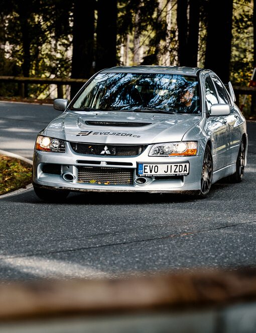 Jízda v Mitsubishi Lancer EVO IX