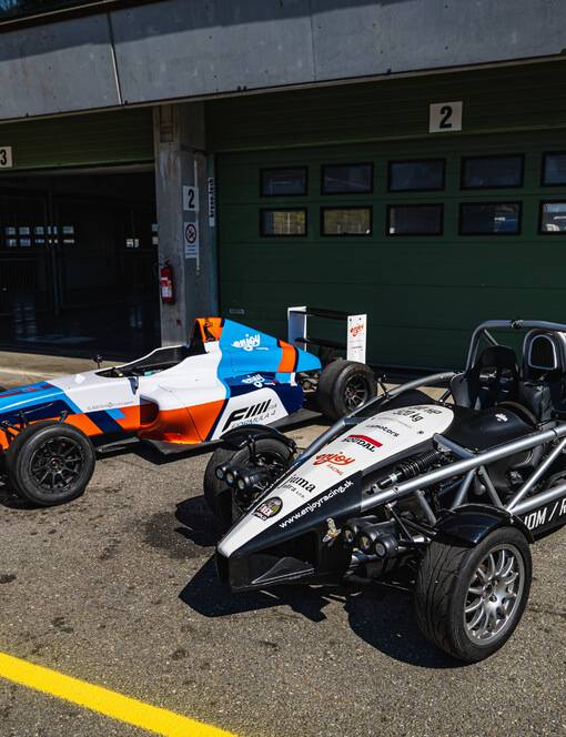 Zážitková jízda pro dva v Ariel Atom a formuli F4