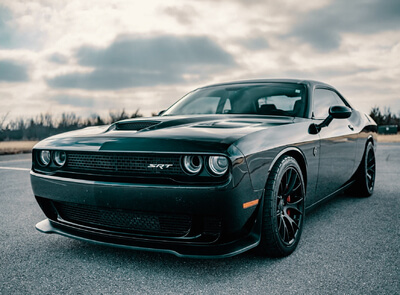 Jízda Dodge Challenger SRT Hellcat Widebody v Praze