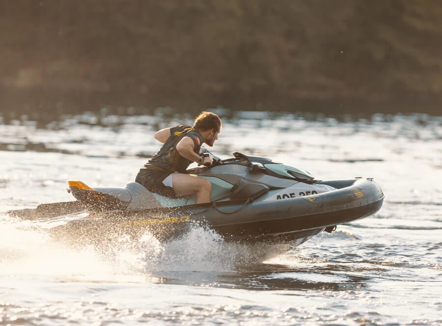 Adrenalin na vodě: Mix netradičních sportů