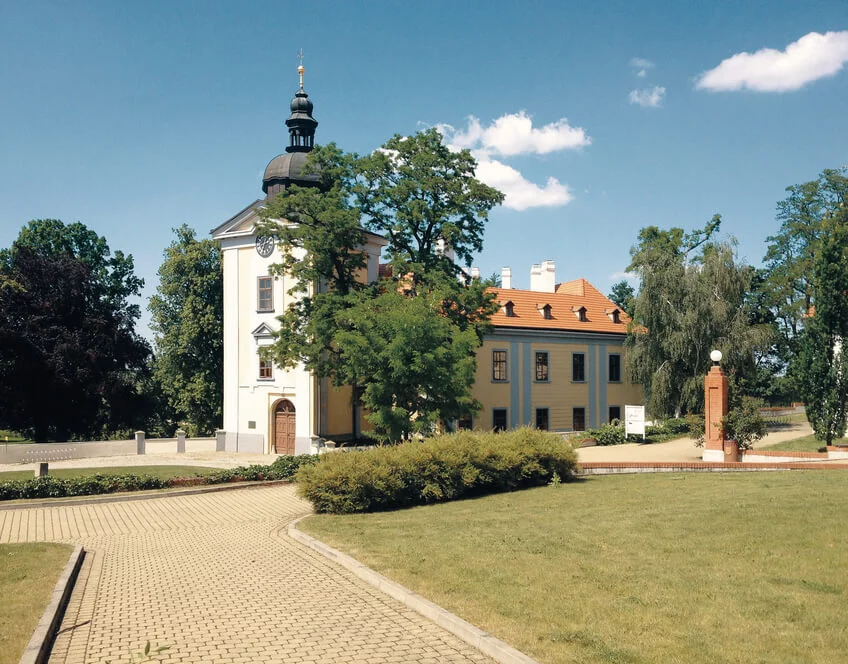 Romantický pobyt na zámku Ctěnice