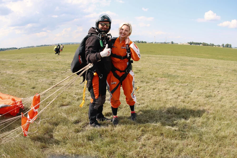 Tandemový seskok v Prostějově ze 4000m