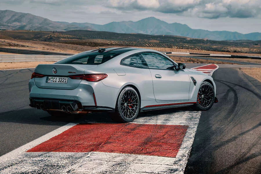 Jízda v Porsche GT3 či BMW M4 CSL