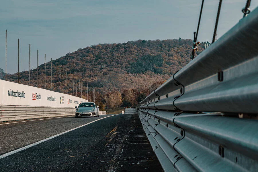 Jízda v Porsche GT3 či BMW M4 CSL