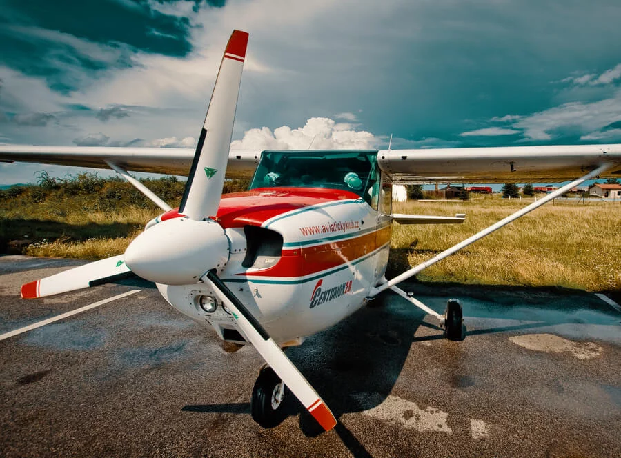 Fotolet s letadlem Cessna 172 pro 3 v Roudnici nad Labem