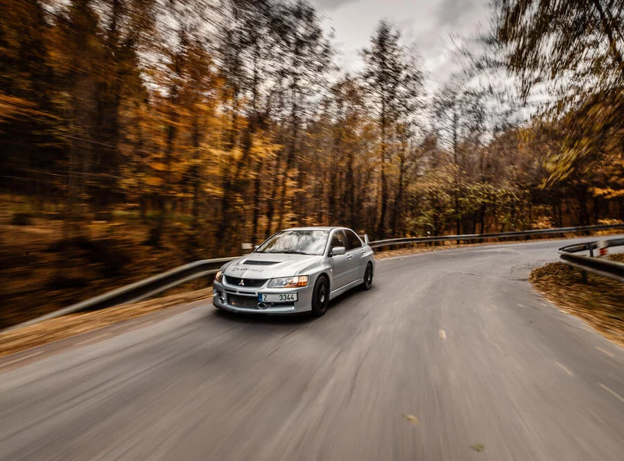 Jízda v Mitsubishi Lancer EVO IX + ostré svezení s profesionálem